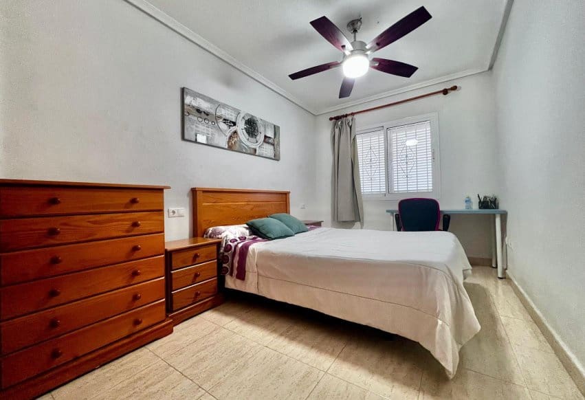 2 Zimmer Bungalow zu verkaufen in Pilar de la Horadada mit Pool - 214.900 € (Ref: 9665177)