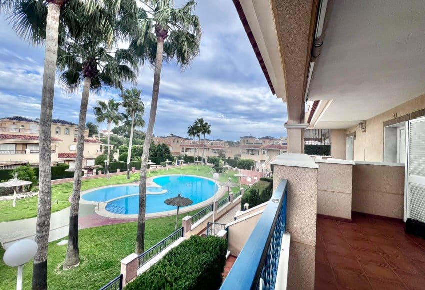 2 Zimmer Bungalow zu verkaufen in Pilar de la Horadada mit Pool - 214.900 € (Ref: 9665177)