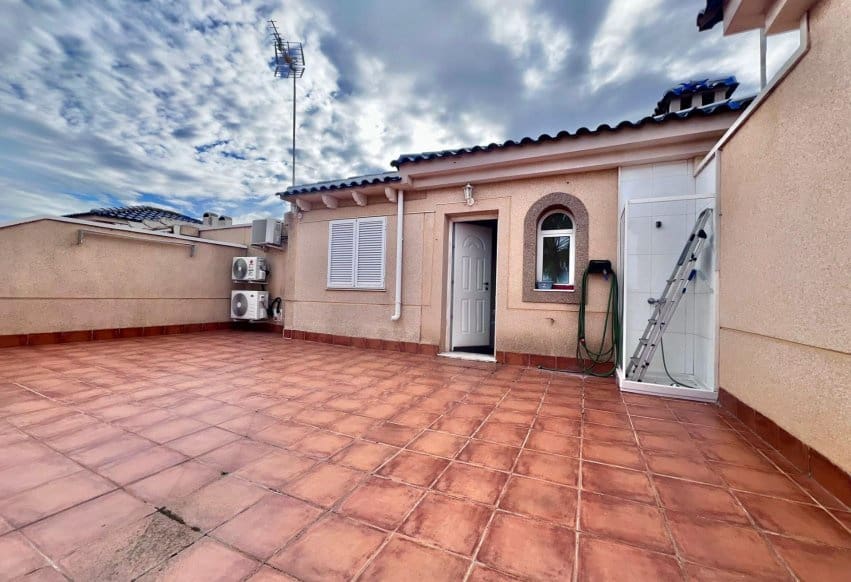 2 Zimmer Bungalow zu verkaufen in Pilar de la Horadada mit Pool - 214.900 € (Ref: 9665177)