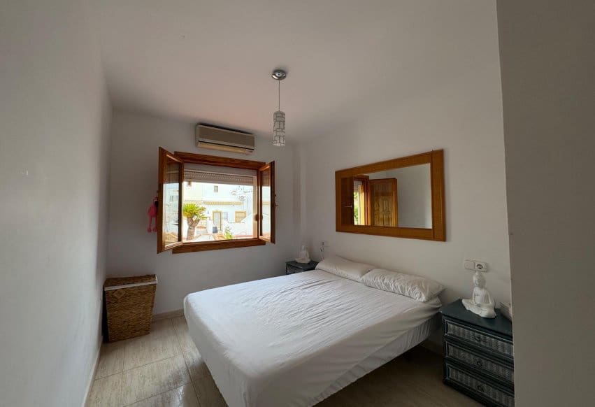 3 slaapkamer Villa te koop in Torre de la Horadada met zwembad - € 245.000 (Ref: 9665305)