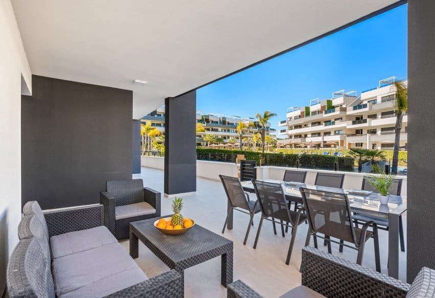 3 bedroom Apartment for sale in Playa Flamenca with pool - € 589,900 (Ref: 9665307)