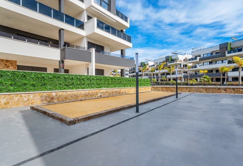 3 bedroom Apartment for sale in Playa Flamenca with pool - € 589,900 (Ref: 9665307)