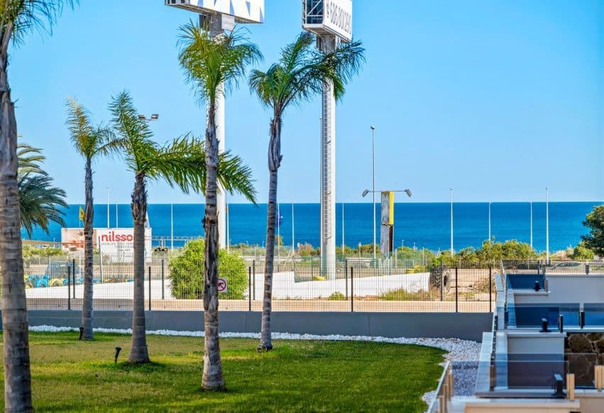 3 bedroom Apartment for sale in Playa Flamenca with pool - € 589,900 (Ref: 9665307)