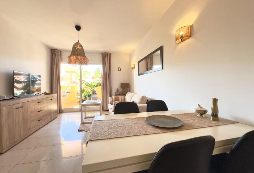 2 slaapkamer Appartement te koop in Playa Flamenca met zwembad - € 249.000 (Ref: 9665308)