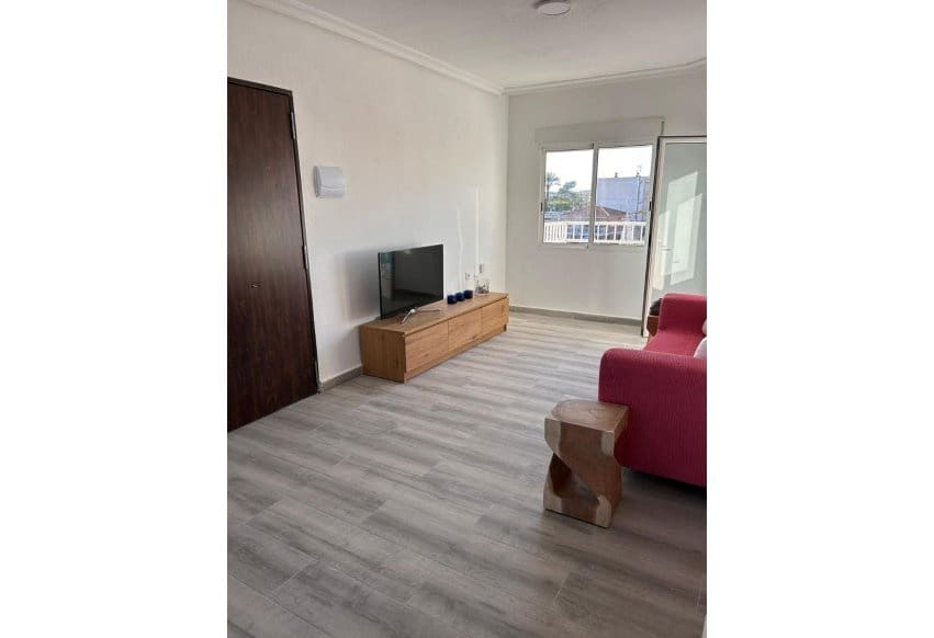 Apartamento Playa de 2 habitaciones en Torre de la Horadada en venta - 165.000 € (Ref: 9671264)