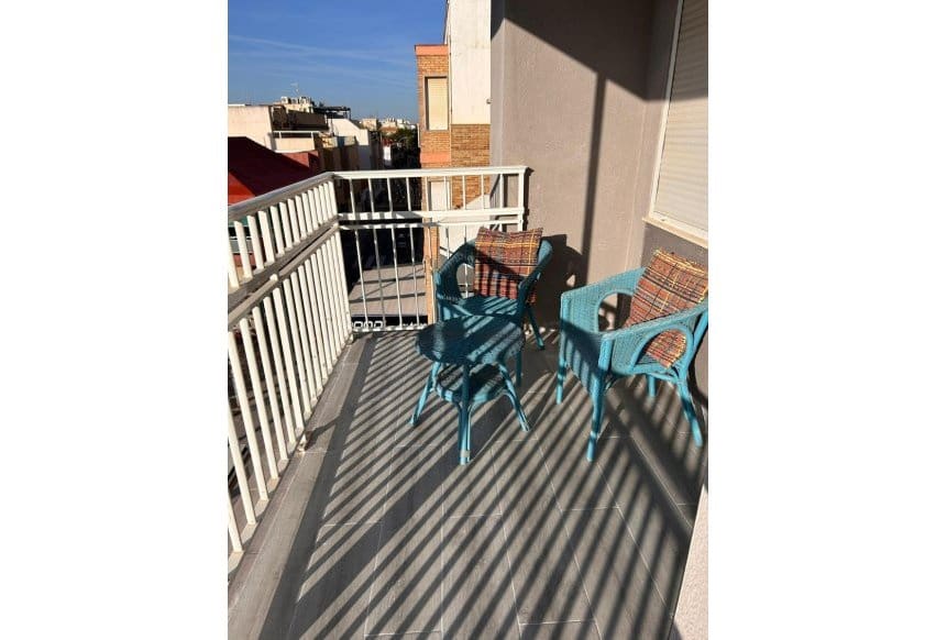 Apartamento Playa de 2 habitaciones en Torre de la Horadada en venta - 165.000 € (Ref: 9671264)