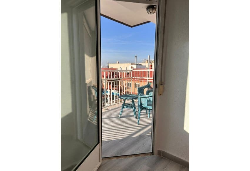 Apartamento Playa de 2 habitaciones en Torre de la Horadada en venta - 165.000 € (Ref: 9671264)