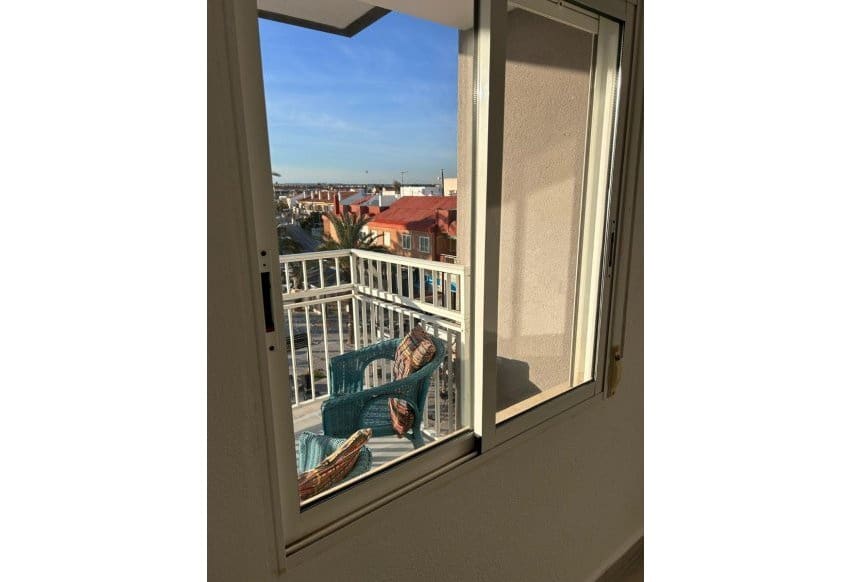 Apartamento Playa de 2 habitaciones en Torre de la Horadada en venta - 165.000 € (Ref: 9671264)