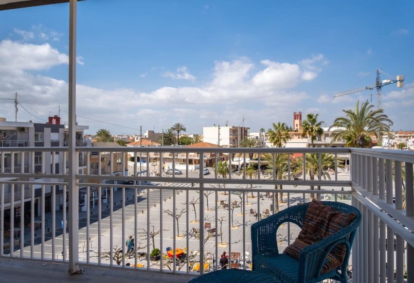 2 bedroom Beach Apartment for sale in Torre de la Horadada - € 165,000 (Ref: 9671264)
