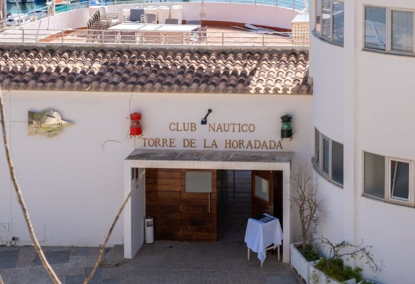 2 bedroom Beach Apartment for sale in Torre de la Horadada - € 165,000 (Ref: 9671264)