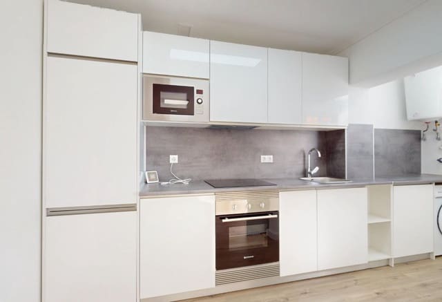 Bungalow de 2 habitaciones en Villamartin, Orihuela en venta - 225.000 € (Ref: 9707962)