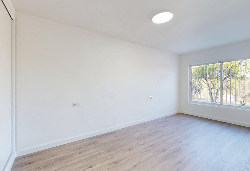 Bungalow de 2 habitaciones en Villamartin en venta - 225.000 € (Ref: 9707962)