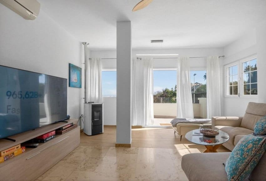 4 soveværelse Villa til salg i Las Ramblas Golf med swimmingpool - € 498.999 (Ref: 9709096)