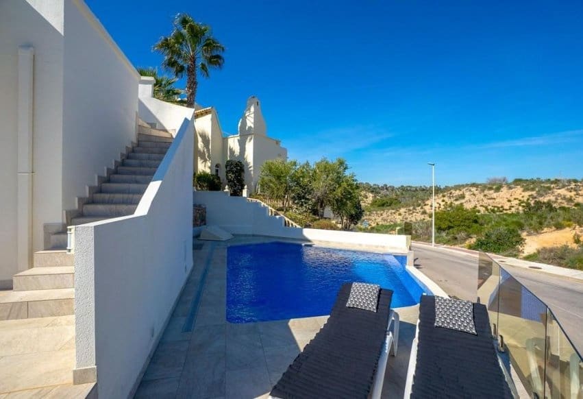 4 soveværelse Villa til salg i Las Ramblas Golf med swimmingpool - € 498.999 (Ref: 9709096)