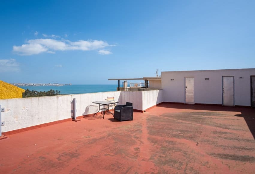 2 makuuhuone Huoneisto myytävänä paikassa Orihuela Costa - 295 000 € (Ref: 9736164)