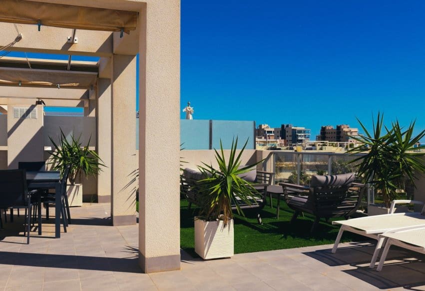 2 chambre Bungalow à vendre à Pilar de la Horadada avec piscine - 290 000 € (Ref: 9753609)