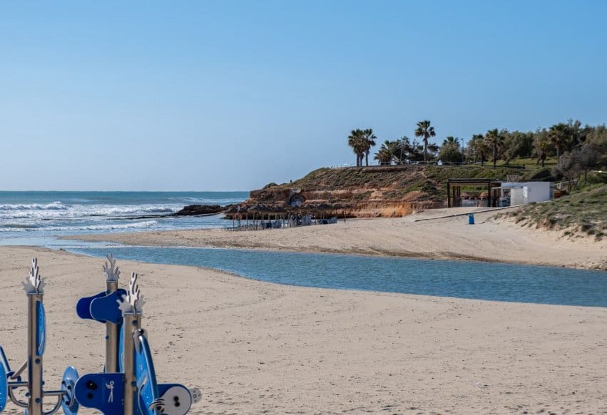 2 chambre Bungalow à vendre à Pilar de la Horadada avec piscine - 290 000 € (Ref: 9753609)