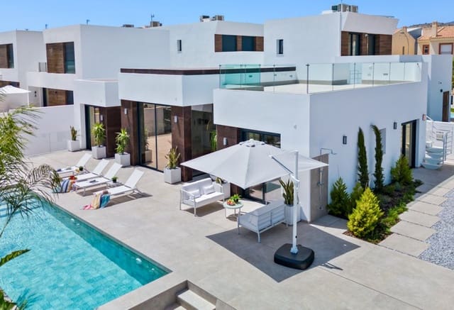 4 slaapkamer Villa te koop in El Campello - € 1.390.000 (Ref: 9769959)