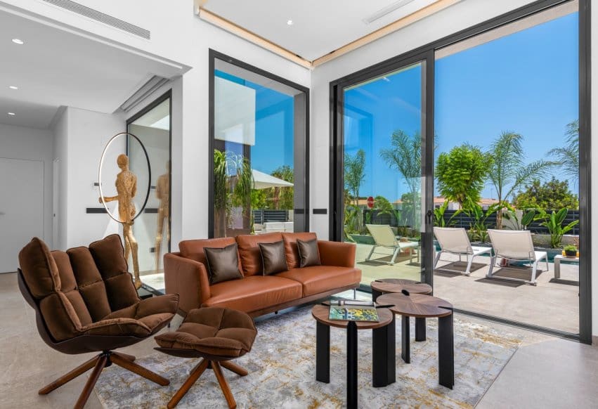 4 bedroom Villa for sale in El Campello - € 1,390,000 (Ref: 9769959)