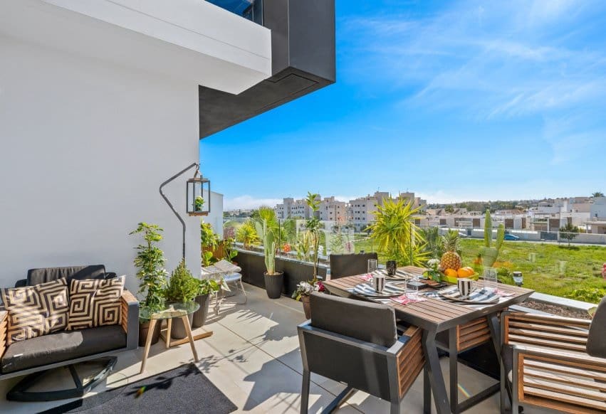 3 quarto Penthouse para venda em Villamartin - 639 000 € (Ref: 9769964)