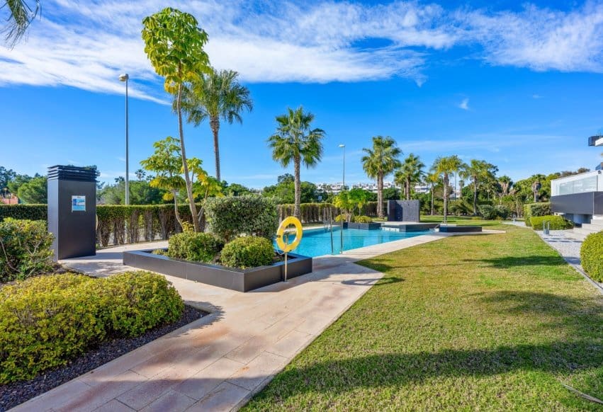 3 quarto Penthouse para venda em Villamartin - 639 000 € (Ref: 9769964)