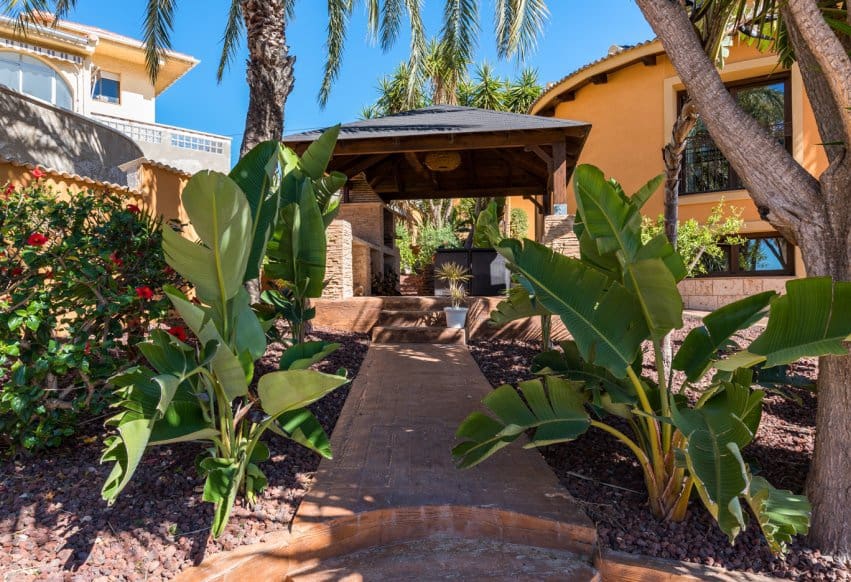 Chalet de 4 habitaciones en Rojales en venta - 895.000 € (Ref: 9769965)