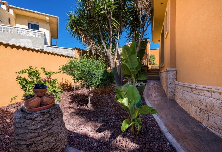 Chalet de 4 habitaciones en Rojales en venta - 895.000 € (Ref: 9769965)