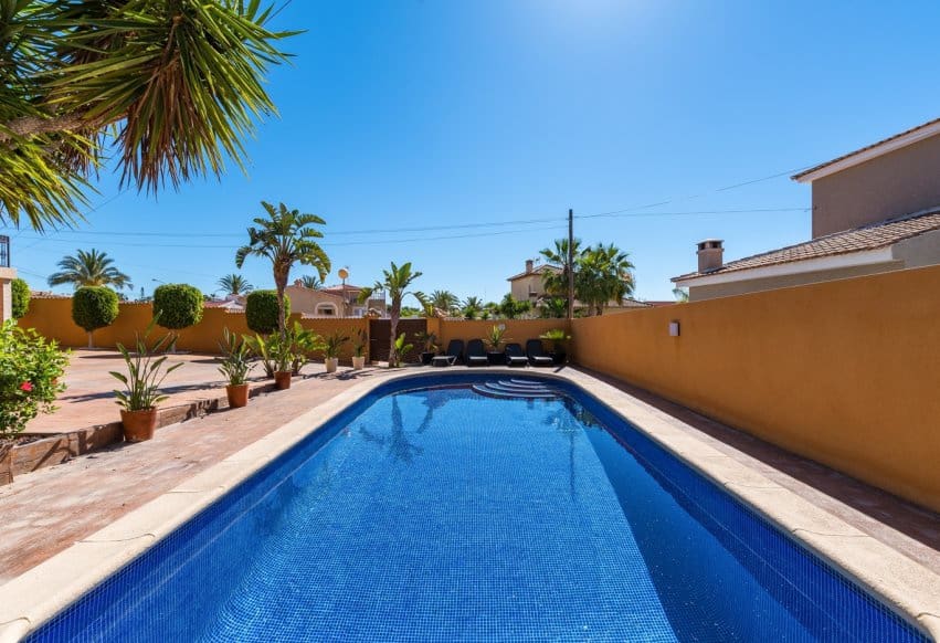 4 bedroom Villa for sale in Rojales - € 895,000 (Ref: 9769965)