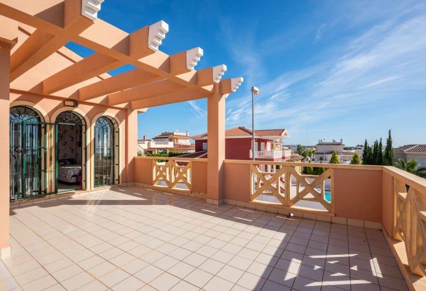 4 sovrum Villa till salu i Rojales - 520 000 € (Ref: 9769969)