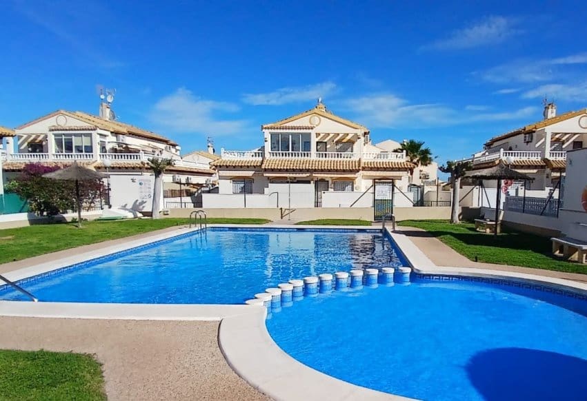 3 soveværelse Lejlighed til salg i Orihuela Costa - € 279.000 (Ref: 9769971)