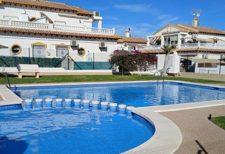 3 Zimmer Haus zu verkaufen in Orihuela Costa - 277.900 € (Ref: 9769971)