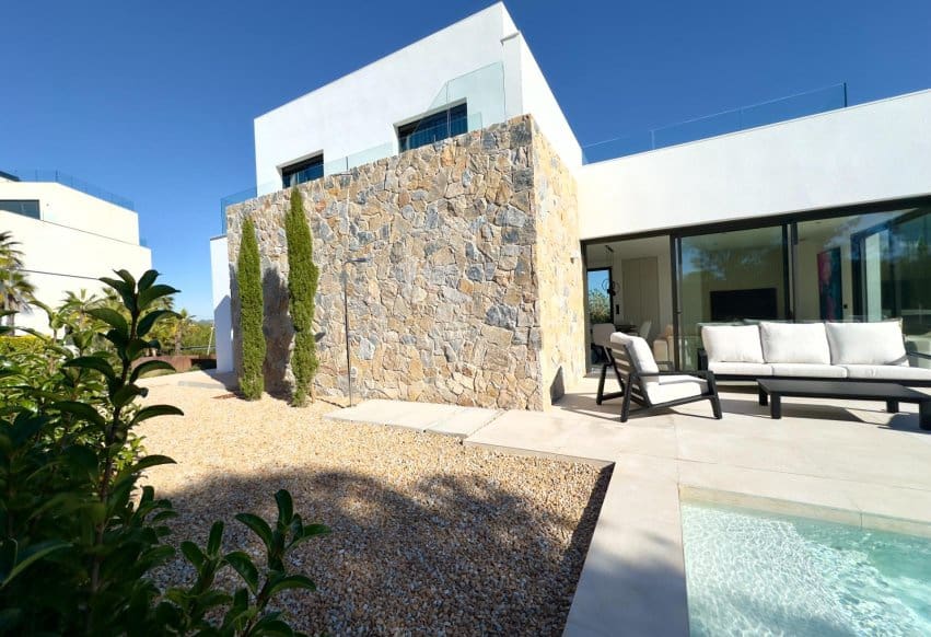 3 sovrum Villa till salu i Orihuela med pool - 1 030 000 € (Ref: 9769973)