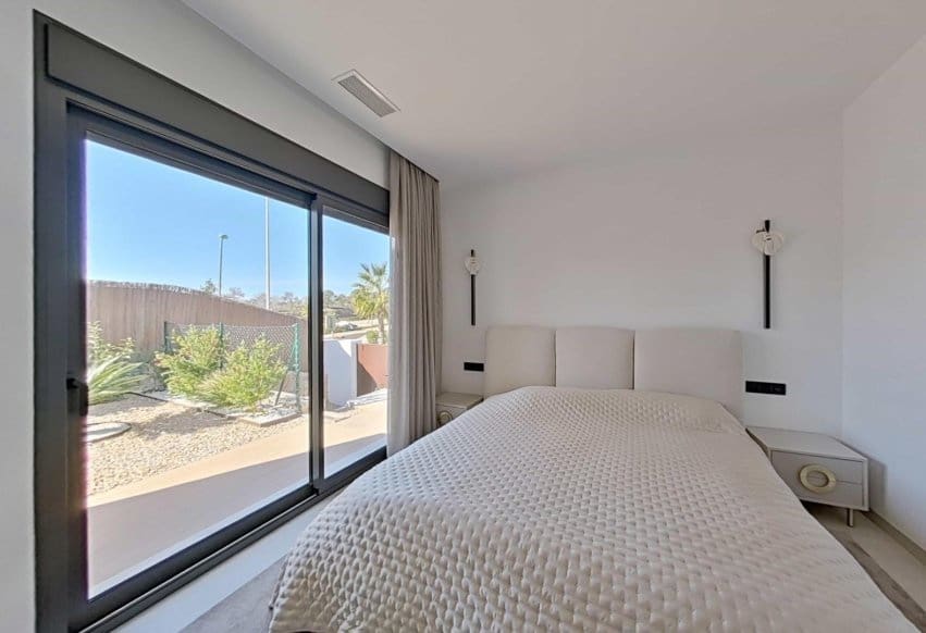 3 sovrum Villa till salu i Orihuela med pool - 1 030 000 € (Ref: 9769973)