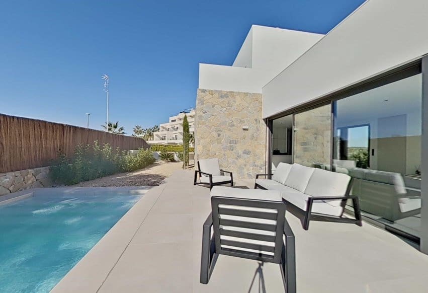 3 sovrum Villa till salu i Orihuela med pool - 1 030 000 € (Ref: 9769973)