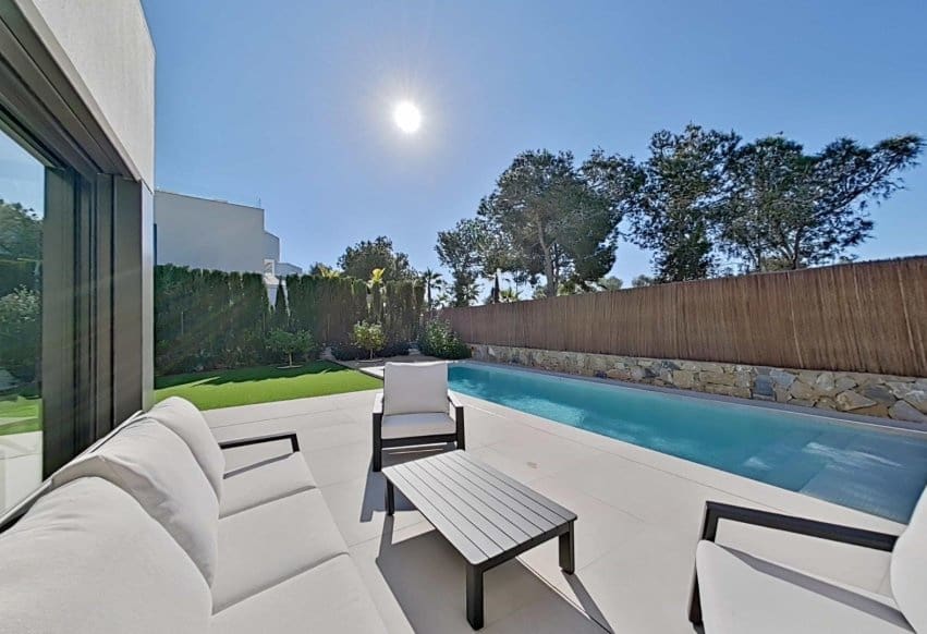 3 sovrum Villa till salu i Orihuela med pool - 1 030 000 € (Ref: 9769973)