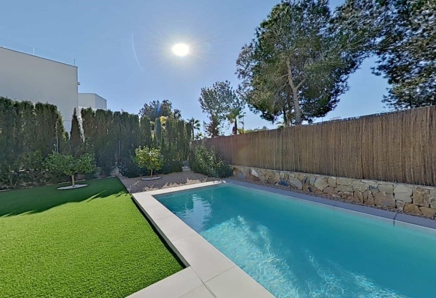 3 sovrum Villa till salu i Orihuela med pool - 1 030 000 € (Ref: 9769973)