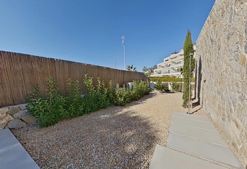 3 sovrum Villa till salu i Orihuela med pool - 1 030 000 € (Ref: 9769973)