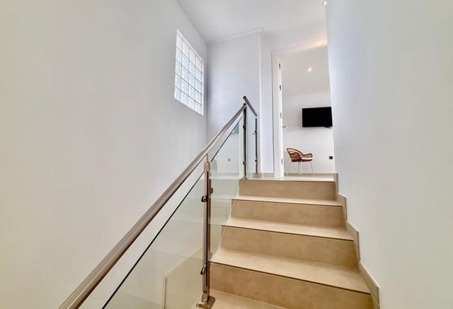 3 sypialnia Willa na sprzedaż w Benijófar z basenem - 429 500 € (Ref: 9769976)