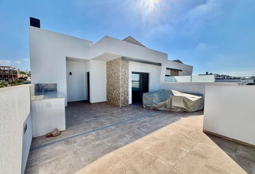 3 soveværelse Villa til salg i Benijofar med swimmingpool - € 429.500 (Ref: 9769976)