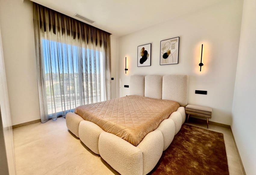 Chalet de 3 habitaciones en Orihuela en venta - 1.030.000 € (Ref: 9769977)