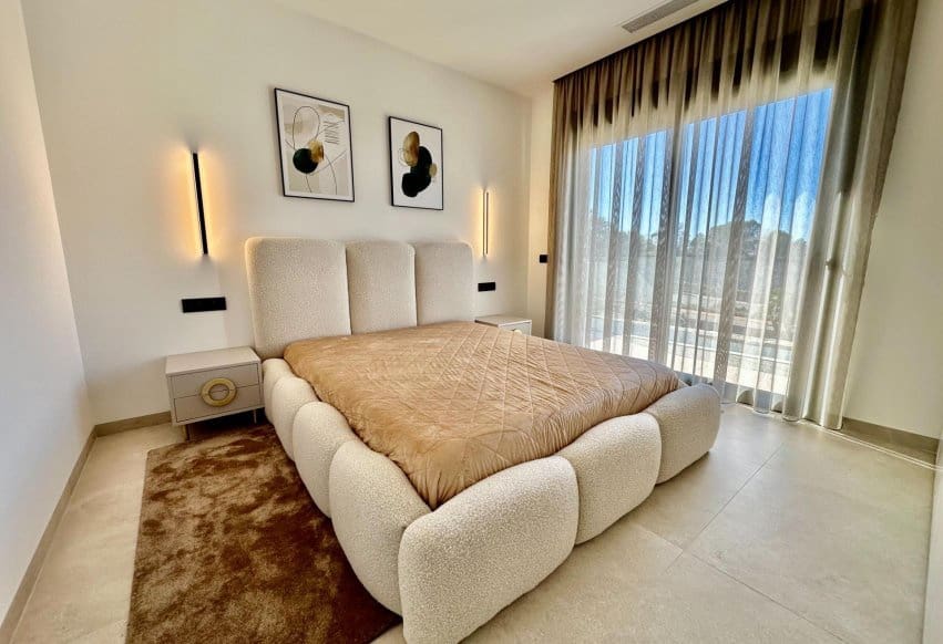 Chalet de 3 habitaciones en Orihuela en venta - 1.030.000 € (Ref: 9769977)