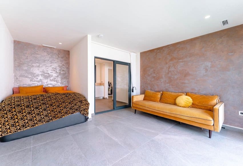 5 makuuhuone Huvila myytävänä paikassa San Miguel de Salinas mukana uima-altaan - 780 000 € (Ref: 9769978)