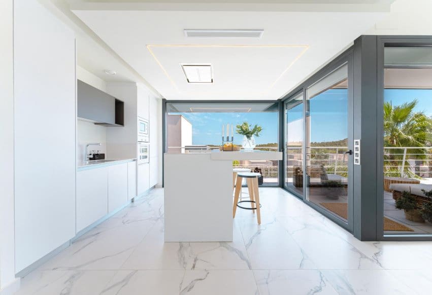 5 makuuhuone Huvila myytävänä paikassa San Miguel de Salinas mukana uima-altaan - 780 000 € (Ref: 9769978)