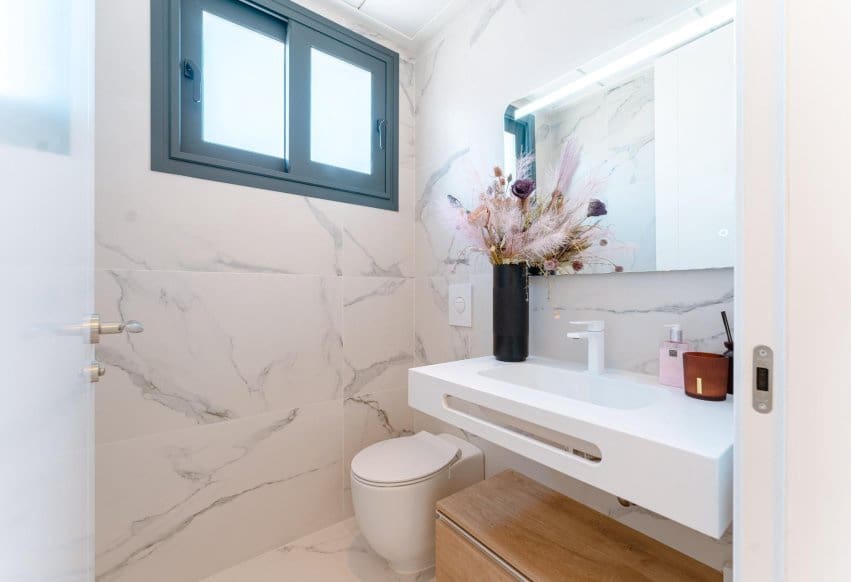 5 makuuhuone Huvila myytävänä paikassa San Miguel de Salinas mukana uima-altaan - 780 000 € (Ref: 9769978)