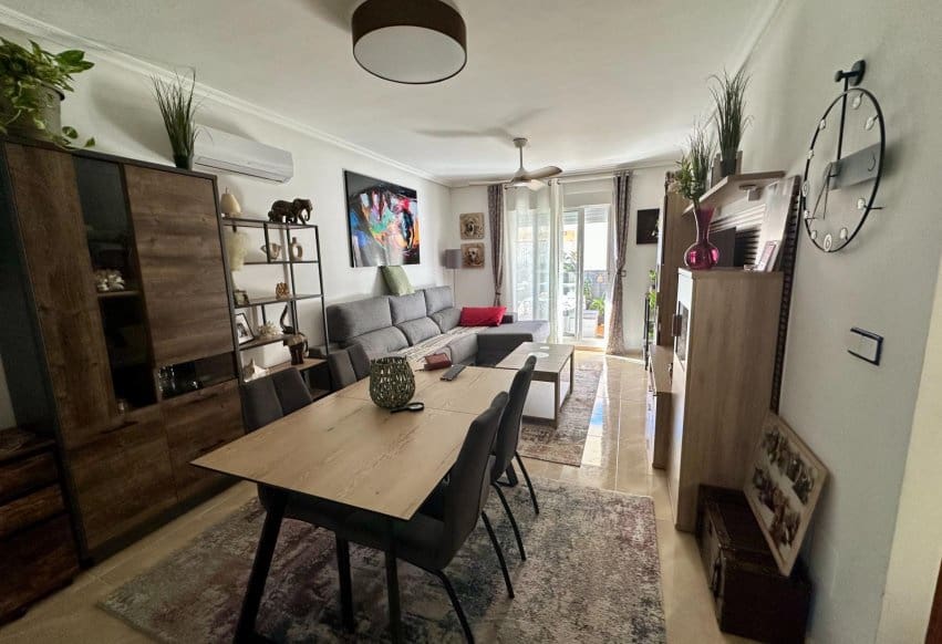 4 quarto Moradia para venda em San Miguel de Salinas - 249 000 € (Ref: 9769979)