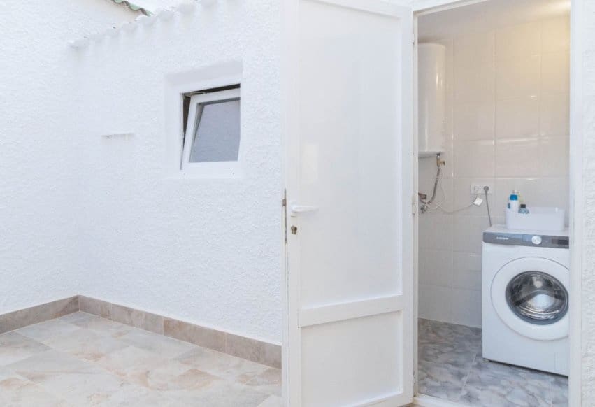 3 bedroom Apartment for sale in La Zenia - € 328,000 (Ref: 9769980)