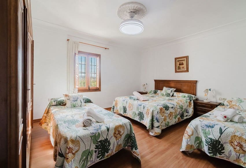 9 soverom Villa til salgs i Orihuela med svømmebasseng - € 1 600 000 (Ref: 9769982)