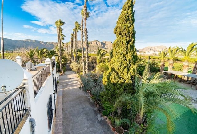 9 soverom Villa til salgs i Orihuela ciudad, Orihuela med svømmebasseng - € 1 600 000 (Ref: 9769982)