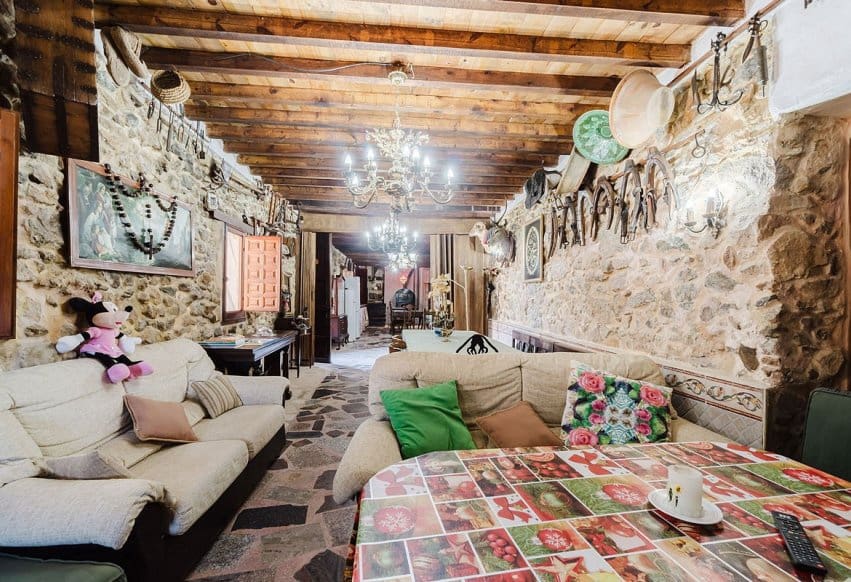 9 soverom Villa til salgs i Orihuela med svømmebasseng - € 1 600 000 (Ref: 9769982)