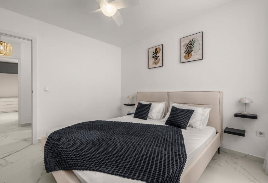 3 soveværelse Lejlighed til salg i Torrevieja - € 289.000 (Ref: 9769985)